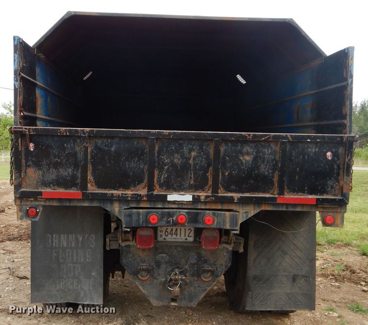 image for item DM4340 1999 International 4700  dump truck
