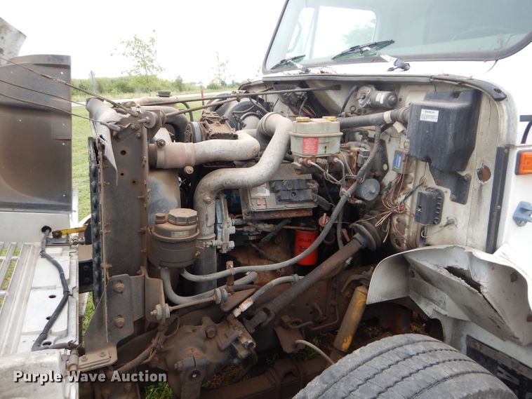 image for item DM4340 1999 International 4700  dump truck