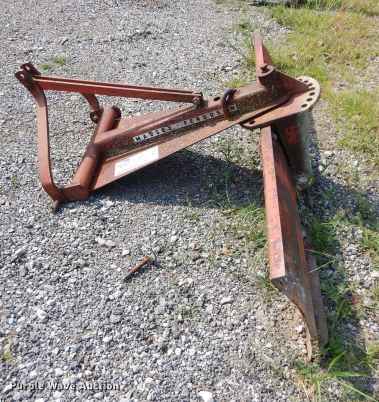 image for item DM4349 Massey Ferguson  6'W blade