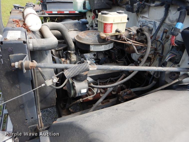 image for item DM4352 1992 GMC C7500  tank truck