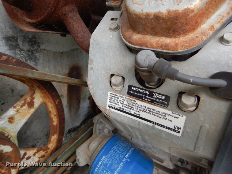 image for item DM4352 1992 GMC C7500  tank truck