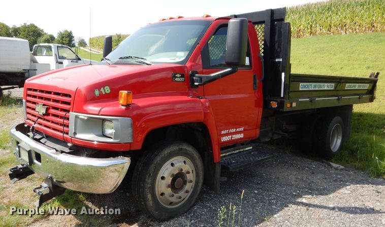 image for item DM4353 2003 Chevrolet C4500  dump flatbed truck