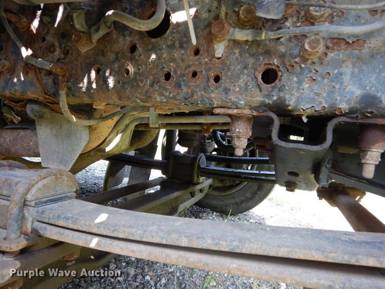 image for item DM4353 2003 Chevrolet C4500  dump flatbed truck