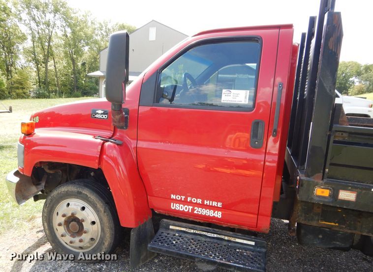 image for item DM4353 2003 Chevrolet C4500  dump flatbed truck