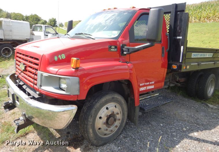 image for item DM4353 2003 Chevrolet C4500  dump flatbed truck