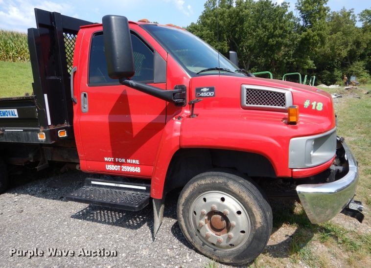 image for item DM4353 2003 Chevrolet C4500  dump flatbed truck