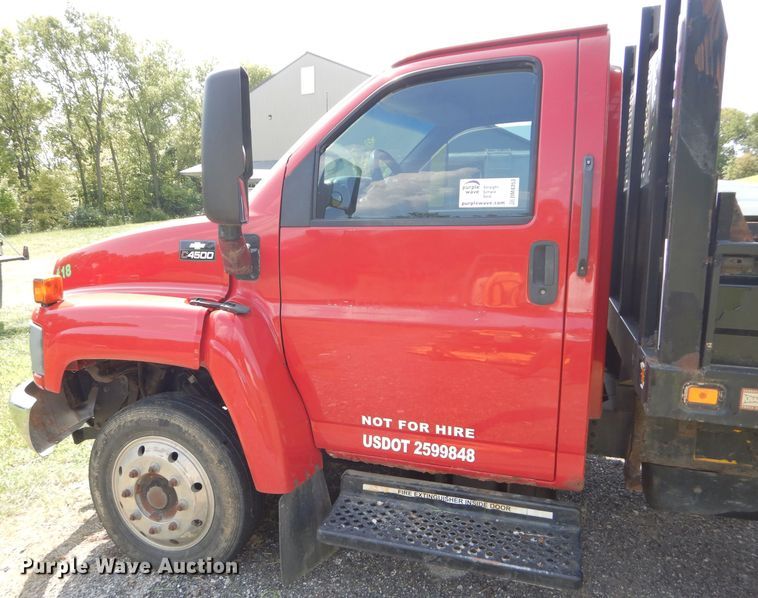 image for item DM4353 2003 Chevrolet C4500  dump flatbed truck