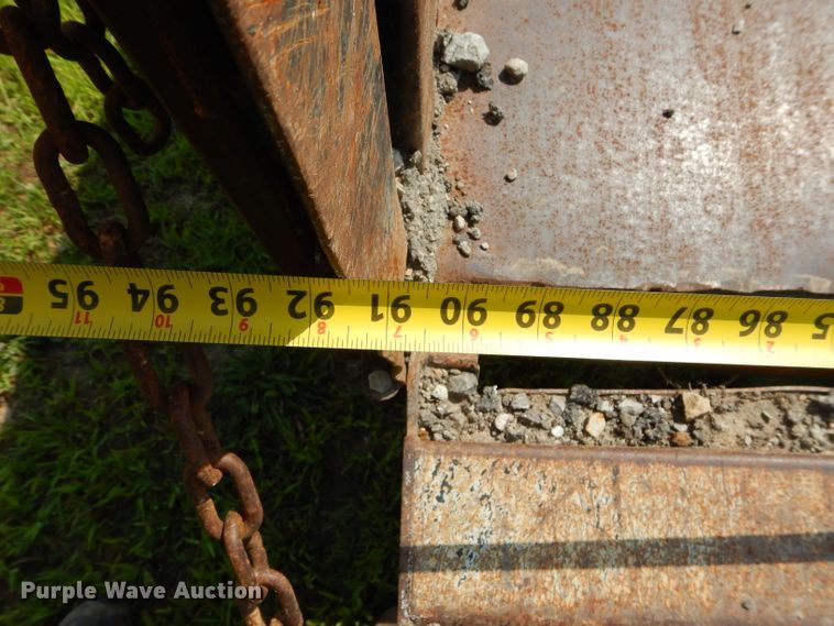 image for item DM4353 2003 Chevrolet C4500  dump flatbed truck