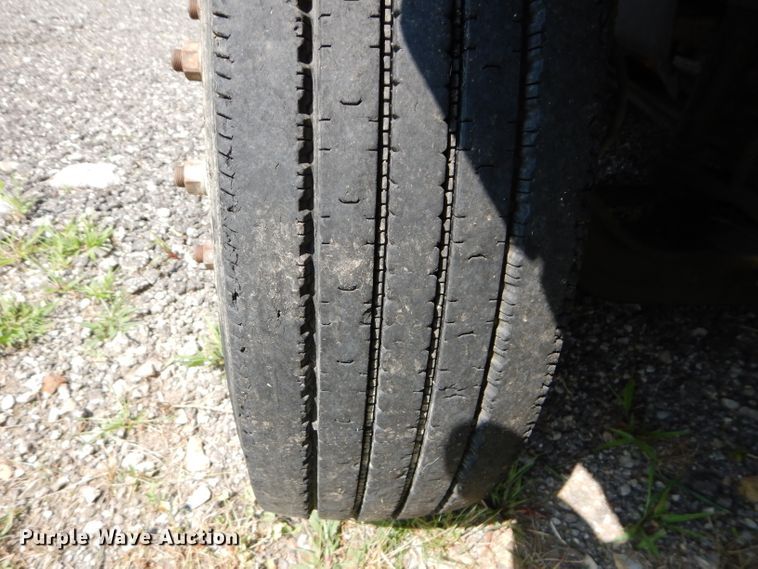 image for item DM4353 2003 Chevrolet C4500  dump flatbed truck