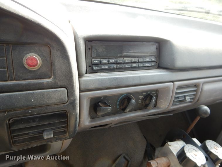 image for item DM4354 1997 Ford F450 Super Duty  dump truck