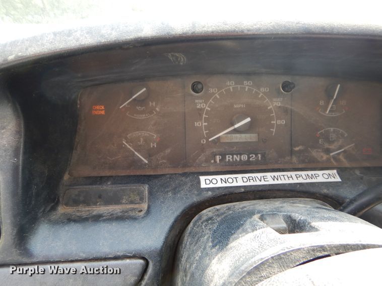 image for item DM4354 1997 Ford F450 Super Duty  dump truck