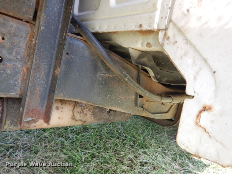 image for item DM4354 1997 Ford F450 Super Duty  dump truck