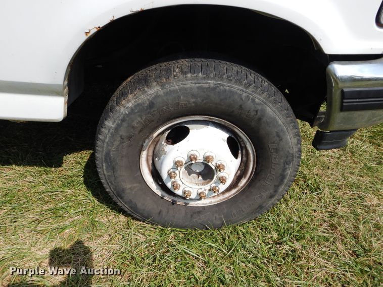 image for item DM4354 1997 Ford F450 Super Duty  dump truck