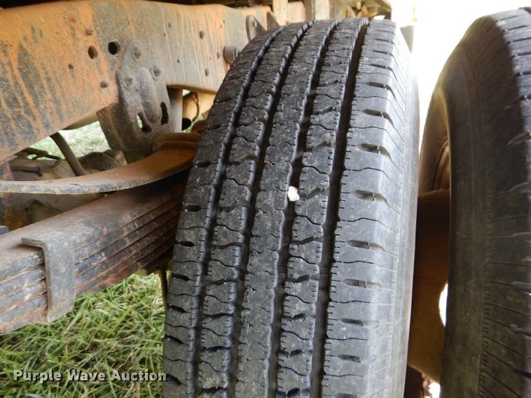 image for item DM4354 1997 Ford F450 Super Duty  dump truck