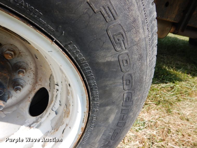 image for item DM4354 1997 Ford F450 Super Duty  dump truck