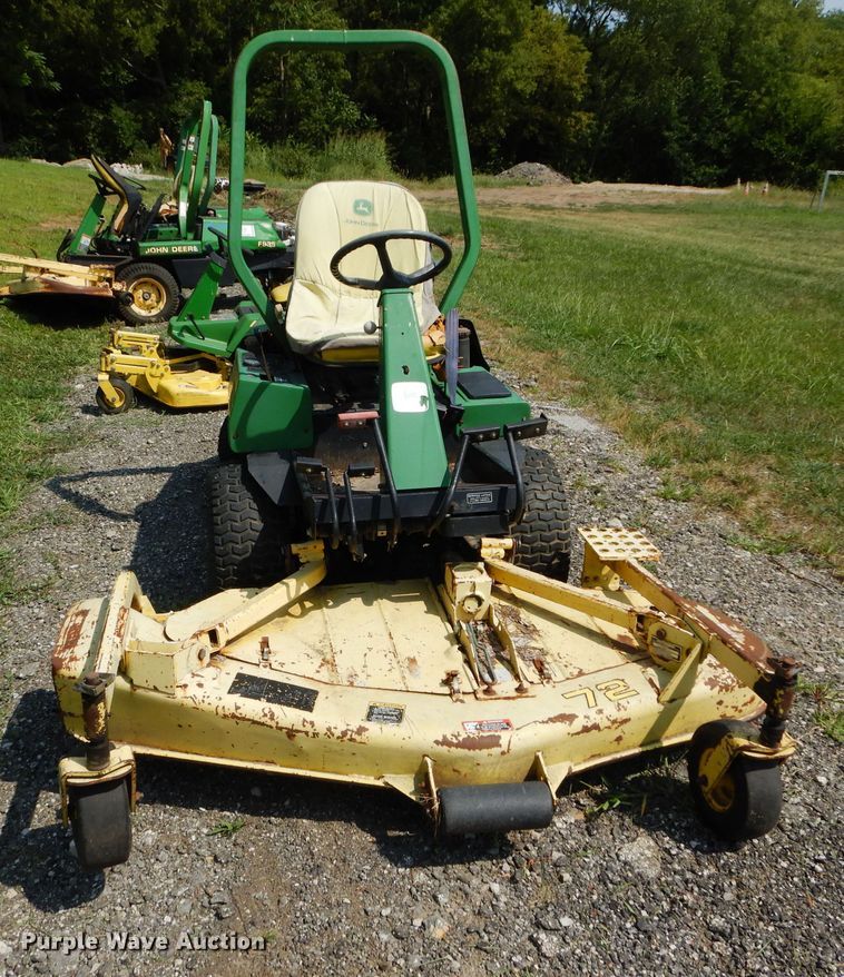 image for item DM4355 John Deere F935  lawn mower