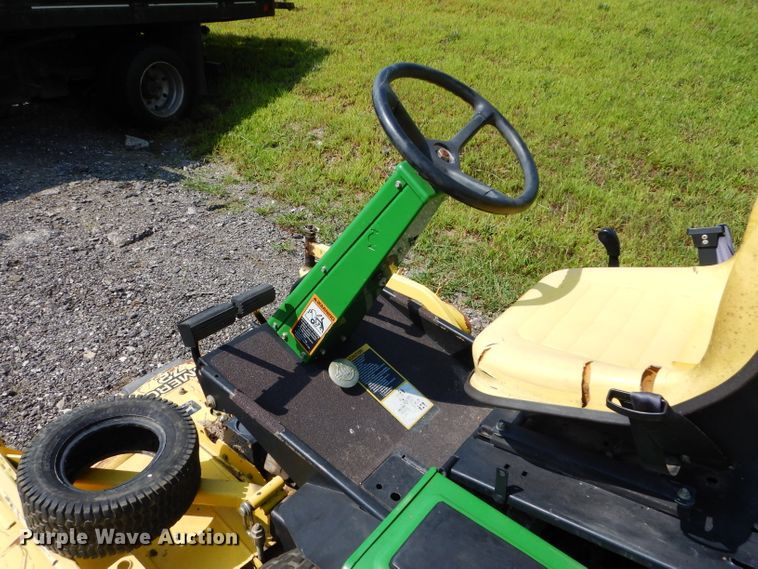 image for item DM4356 John Deere F925  lawn mower