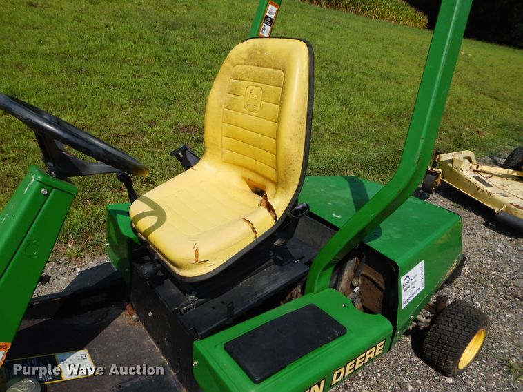 image for item DM4356 John Deere F925  lawn mower