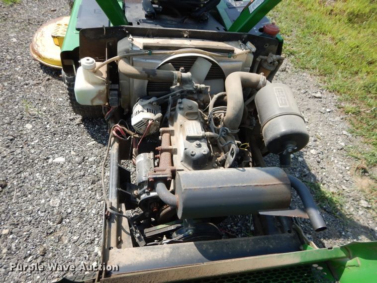 image for item DM4356 John Deere F925  lawn mower