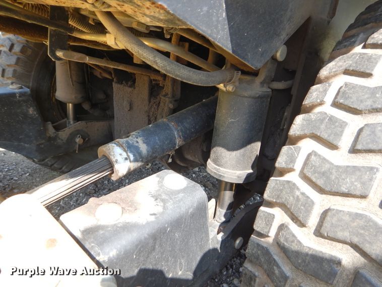 image for item DM4356 John Deere F925  lawn mower