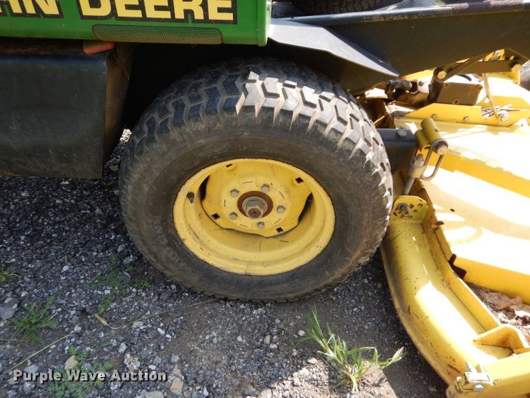 image for item DM4356 John Deere F925  lawn mower