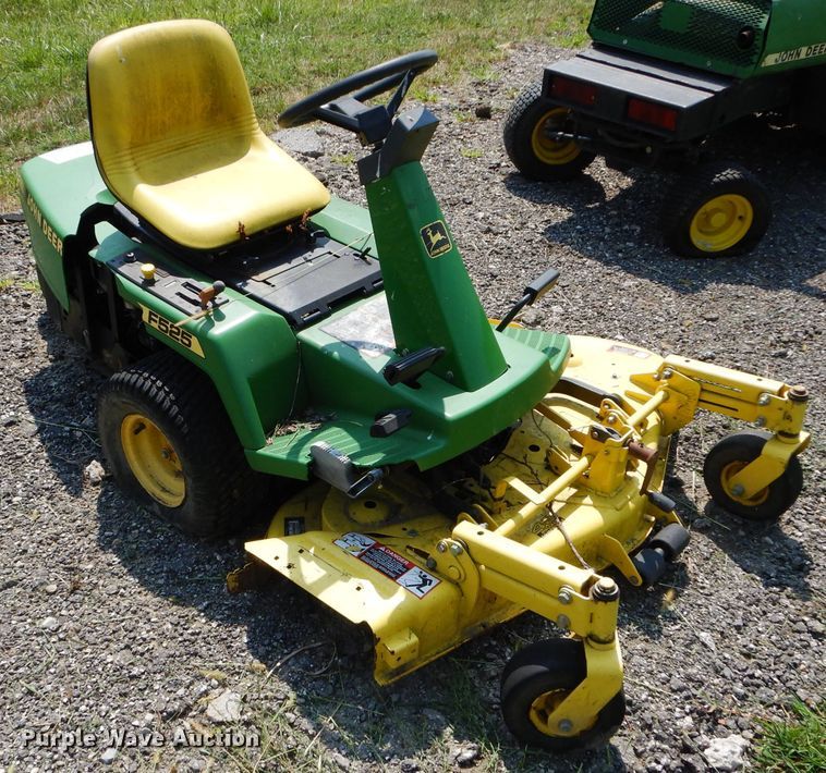 image for item DM4357 John Deere F525  lawn mower
