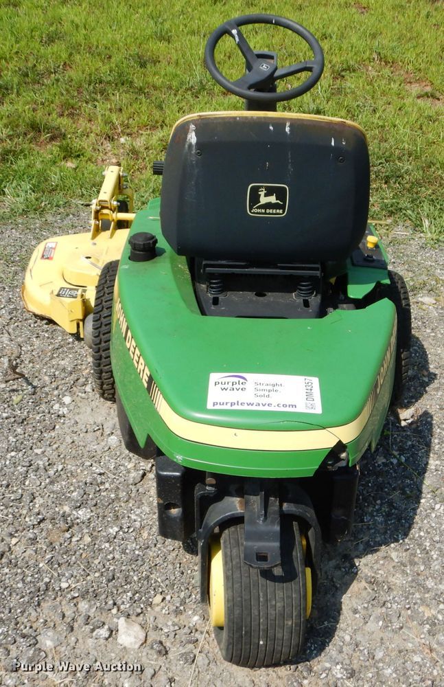 image for item DM4357 John Deere F525  lawn mower