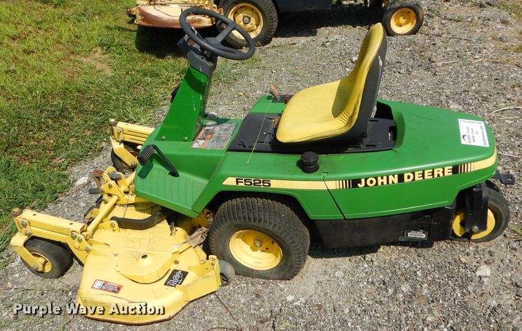 image for item DM4357 John Deere F525  lawn mower