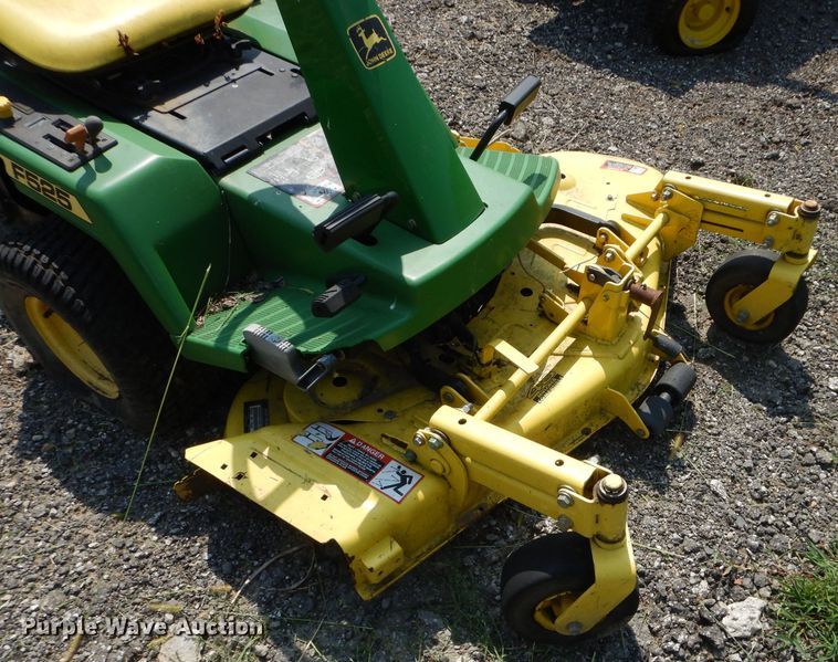 image for item DM4357 John Deere F525  lawn mower