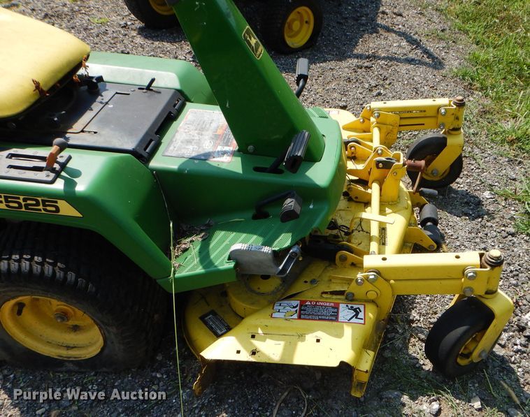 image for item DM4357 John Deere F525  lawn mower