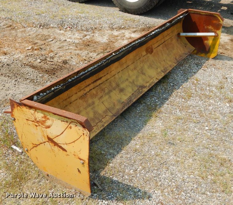 image for item DM4364 9'10"W skid steer snow pusher