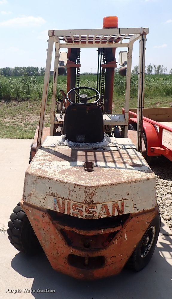 image for item DM5003 Nissan 6000  forklift