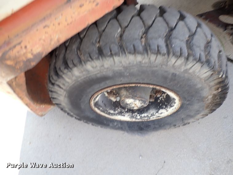 image for item DM5003 Nissan 6000  forklift