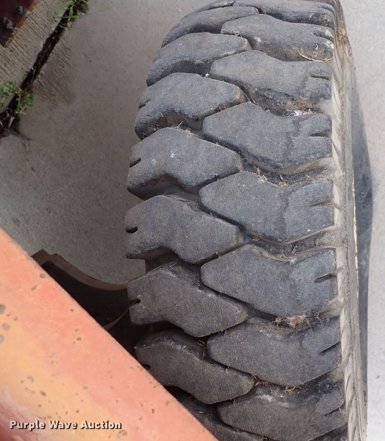 image for item DM5003 Nissan 6000  forklift