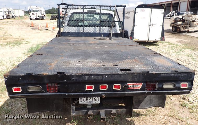 image for item DM5005 2008 Ford F550  flatbed truck