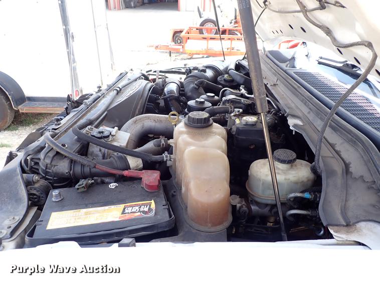 image for item DM5005 2008 Ford F550  flatbed truck