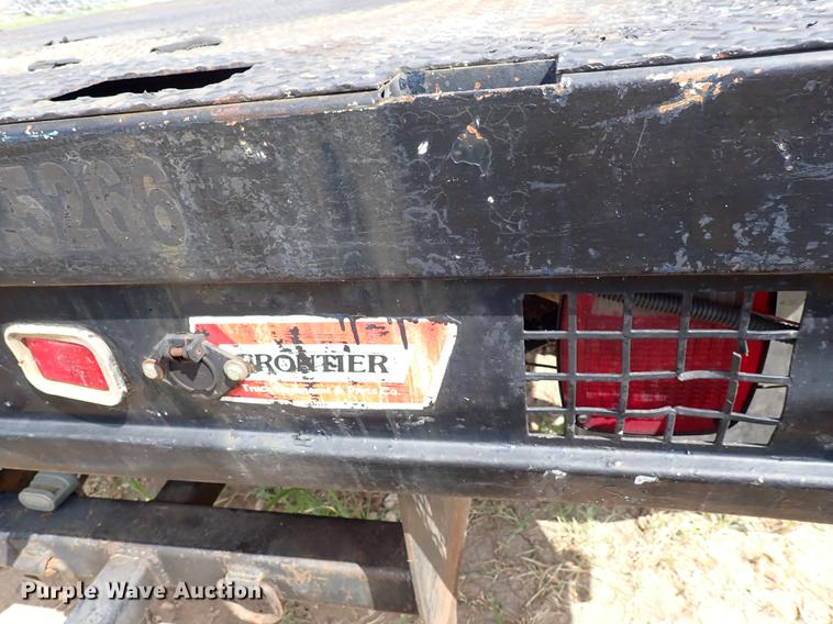 image for item DM5005 2008 Ford F550  flatbed truck