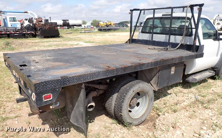 image for item DM5005 2008 Ford F550  flatbed truck