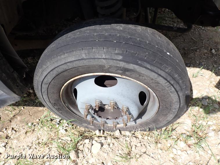 image for item DM5005 2008 Ford F550  flatbed truck