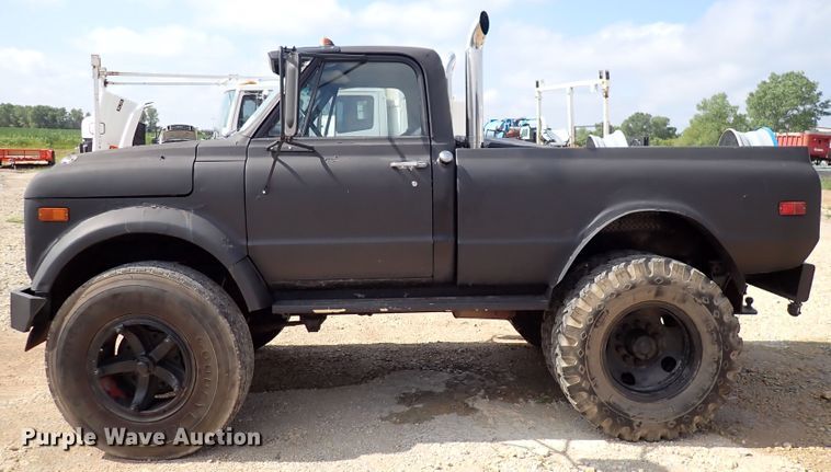 image for item DM5006 1972 Chevrolet C50  truck