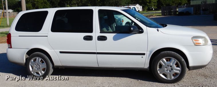 image for item DM5034 2008 Chevrolet Uplander LS  van