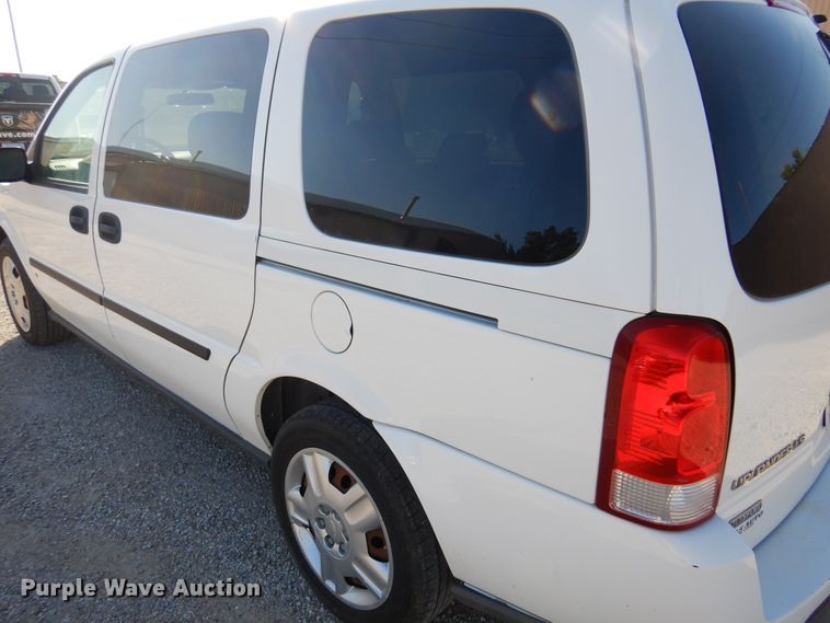 image for item DM5034 2008 Chevrolet Uplander LS  van