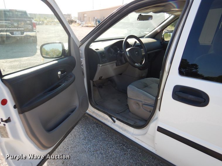 image for item DM5034 2008 Chevrolet Uplander LS  van