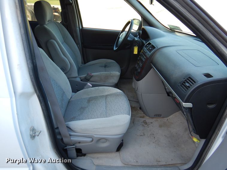 image for item DM5034 2008 Chevrolet Uplander LS  van