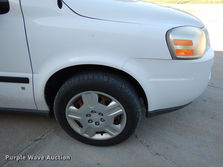 image for item DM5034 2008 Chevrolet Uplander LS  van