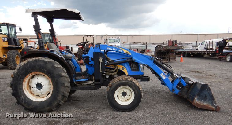 image for item DM6421 2009 New Holland Boomer 4055  MFWD tractor
