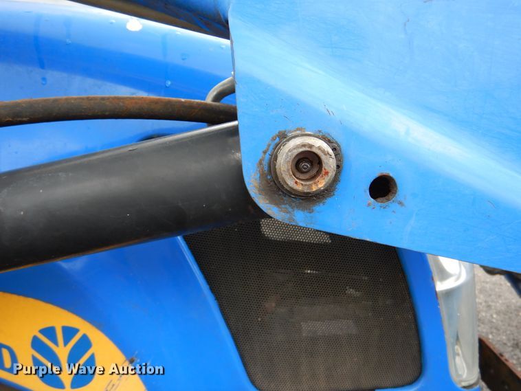 image for item DM6421 2009 New Holland Boomer 4055  MFWD tractor