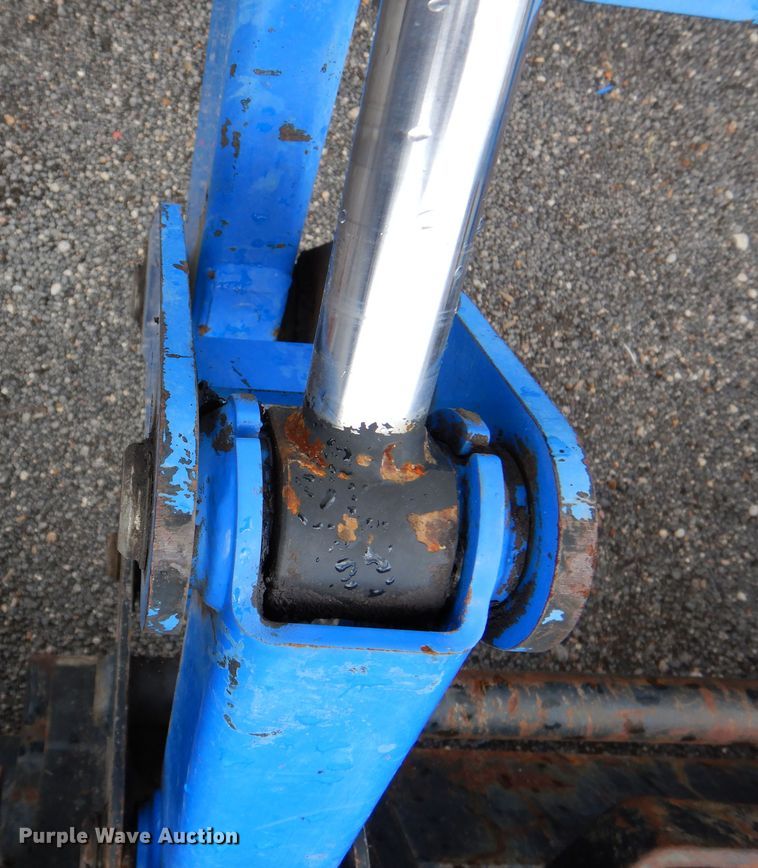 image for item DM6421 2009 New Holland Boomer 4055  MFWD tractor