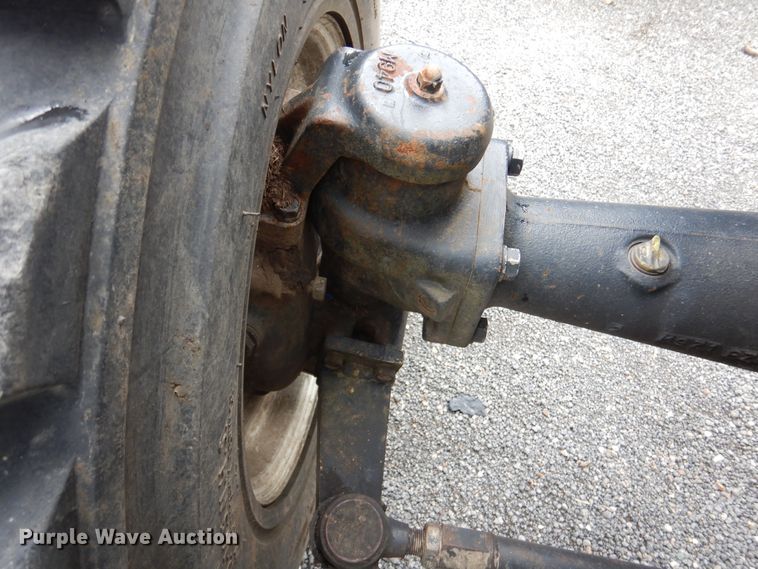 image for item DM6421 2009 New Holland Boomer 4055  MFWD tractor