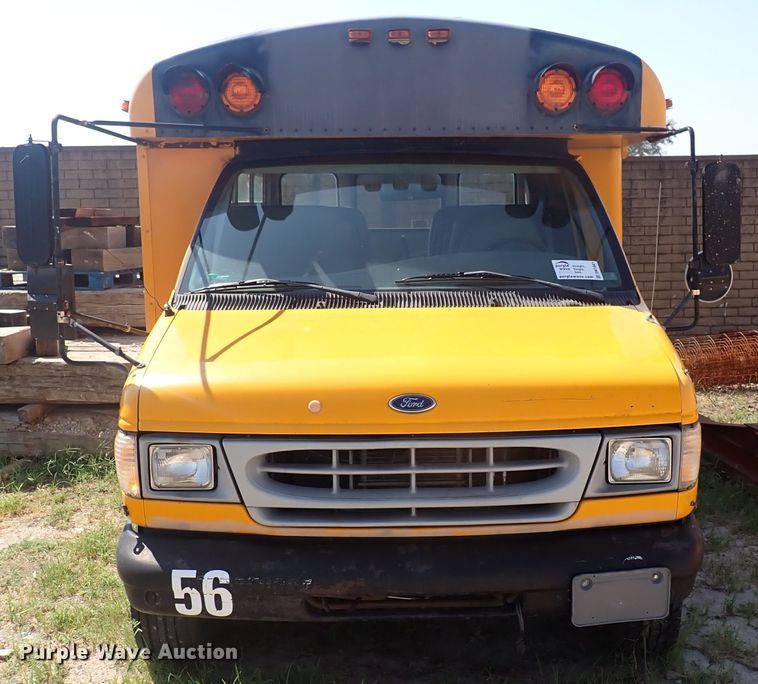 image for item DN1941 2002 Ford Econoline E350 Super Duty  school bus